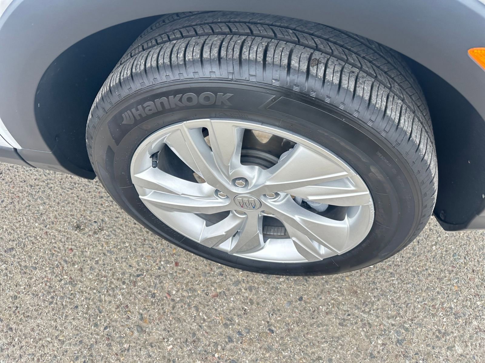 Used 2025 Buick Encore GX Preferred image 30