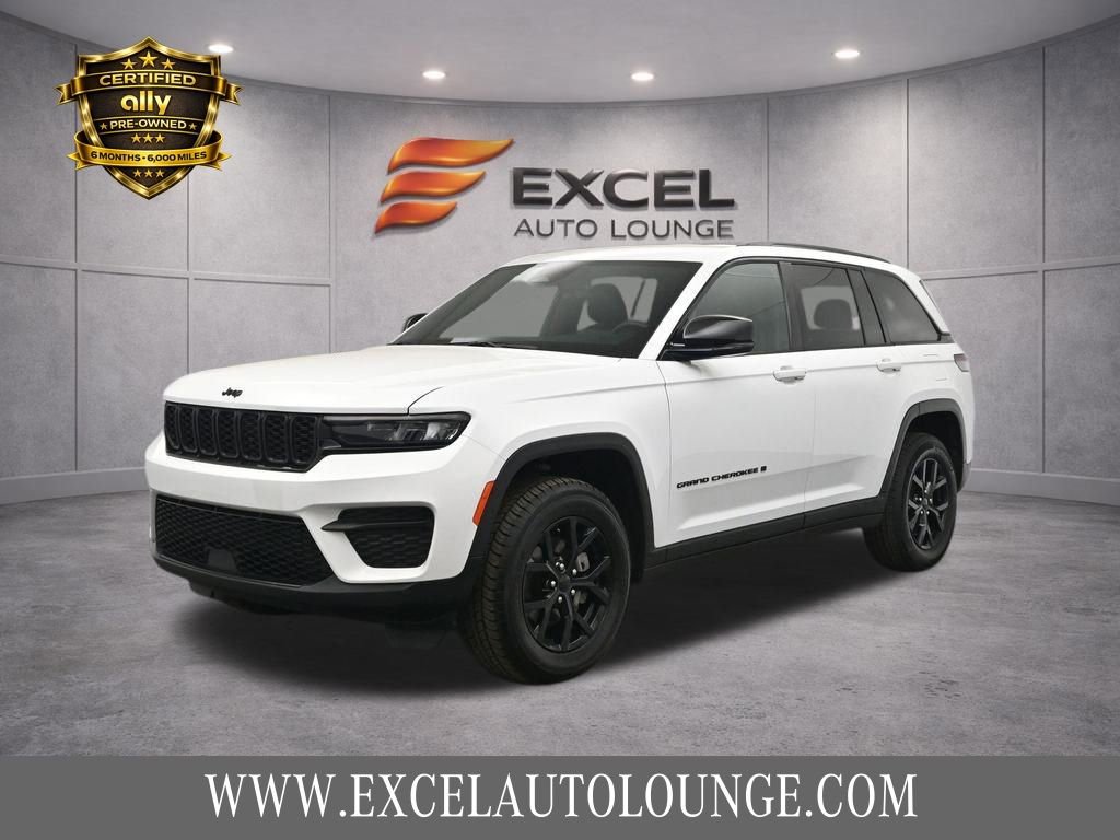 Used 2025 Jeep Grand Cherokee Altitude