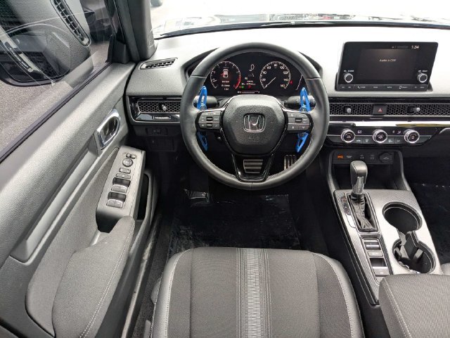 Used 2025 Honda Civic Sport image 16
