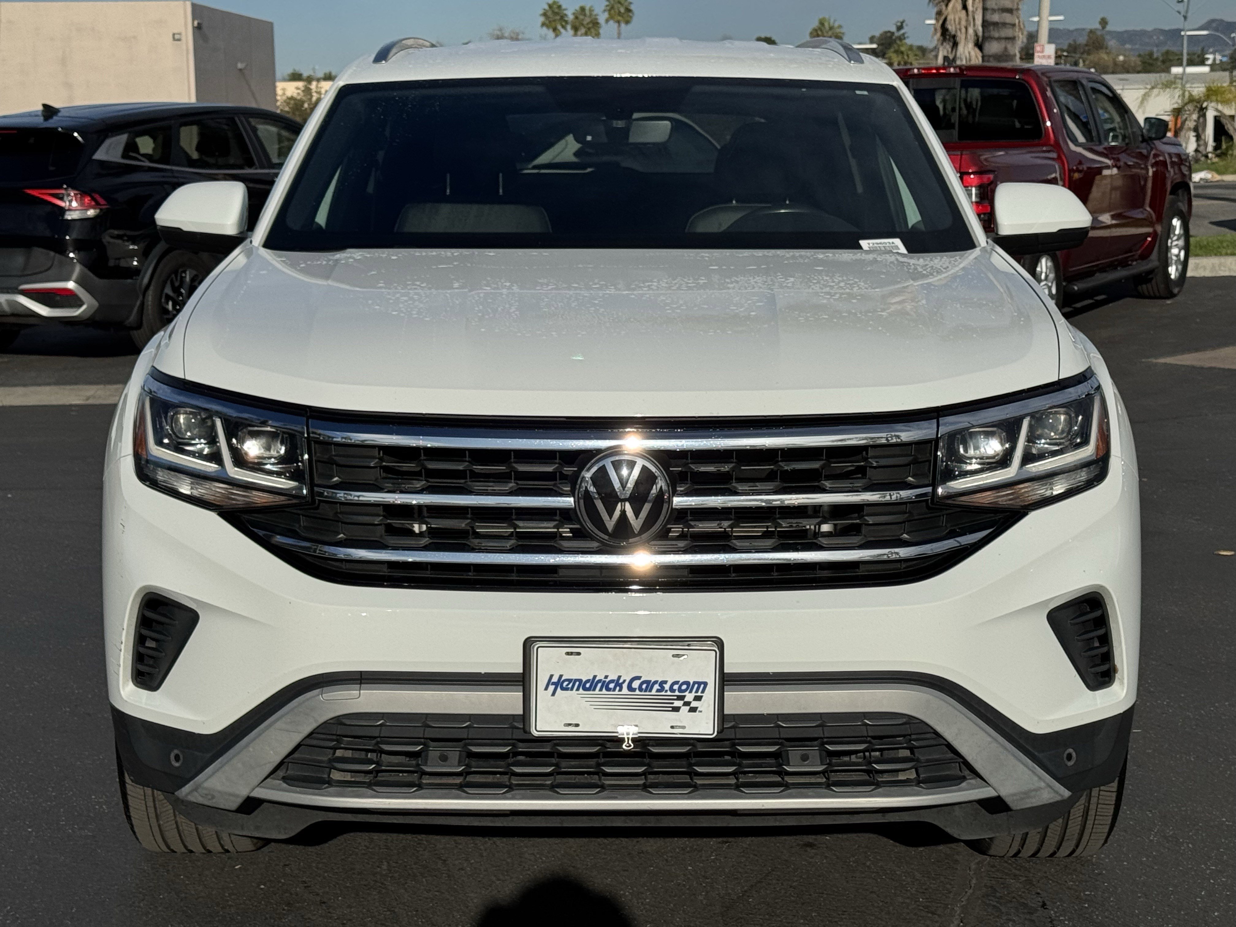 Certified 2023 Volkswagen Atlas Cross Sport SE w/ Black Wheel Package image 3