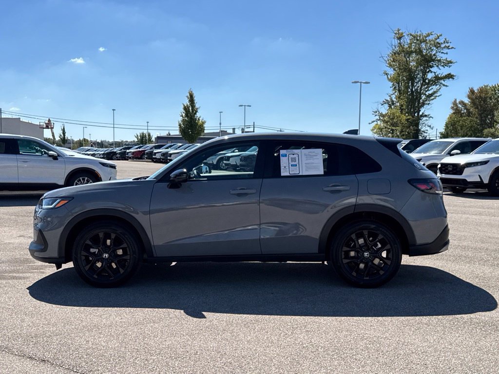 Certified 2025 Honda HR-V Sport image 4