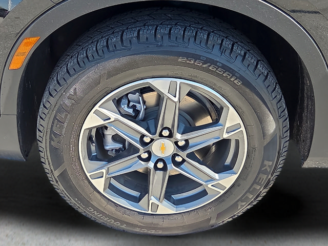Used 2025 Chevrolet Blazer LT FWD image 9