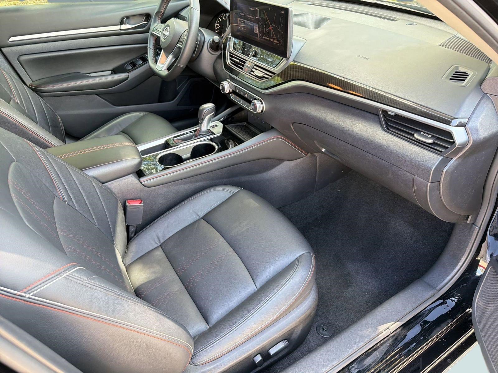 Used 2024 Nissan Altima 2.5 SR w/ SR Premium Package image 31