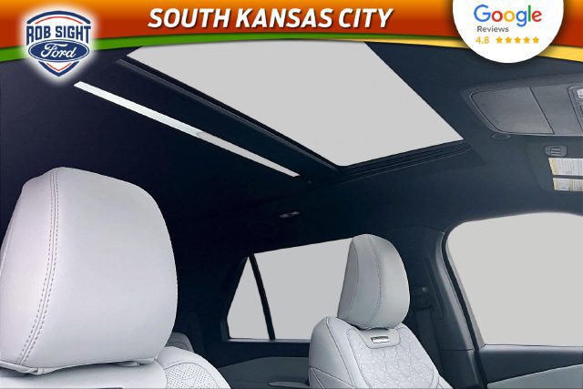 New 2027 Ford Explorer Platinum w/ 3.0L Ultimate Package AWD/4WD image 12