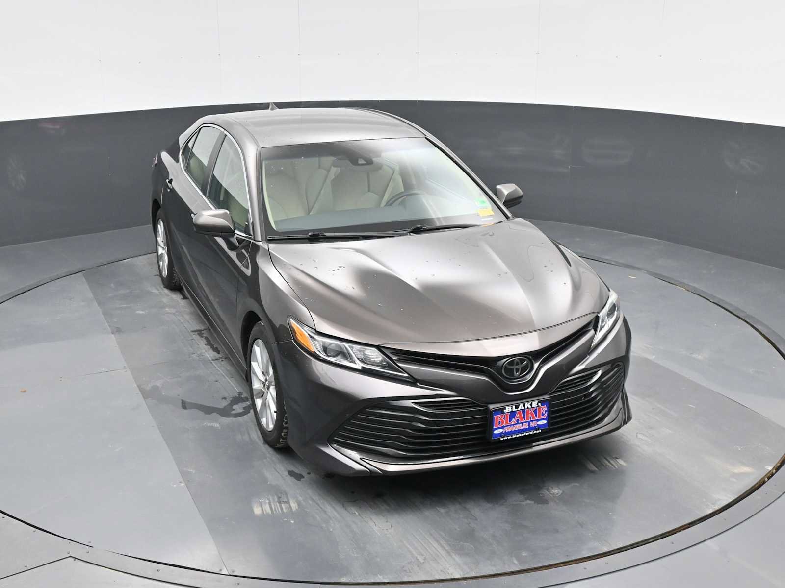 Used 2019 Toyota Camry LE image 24