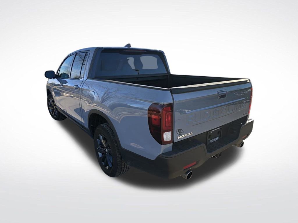 Certified 2024 Honda Ridgeline Sport image 3