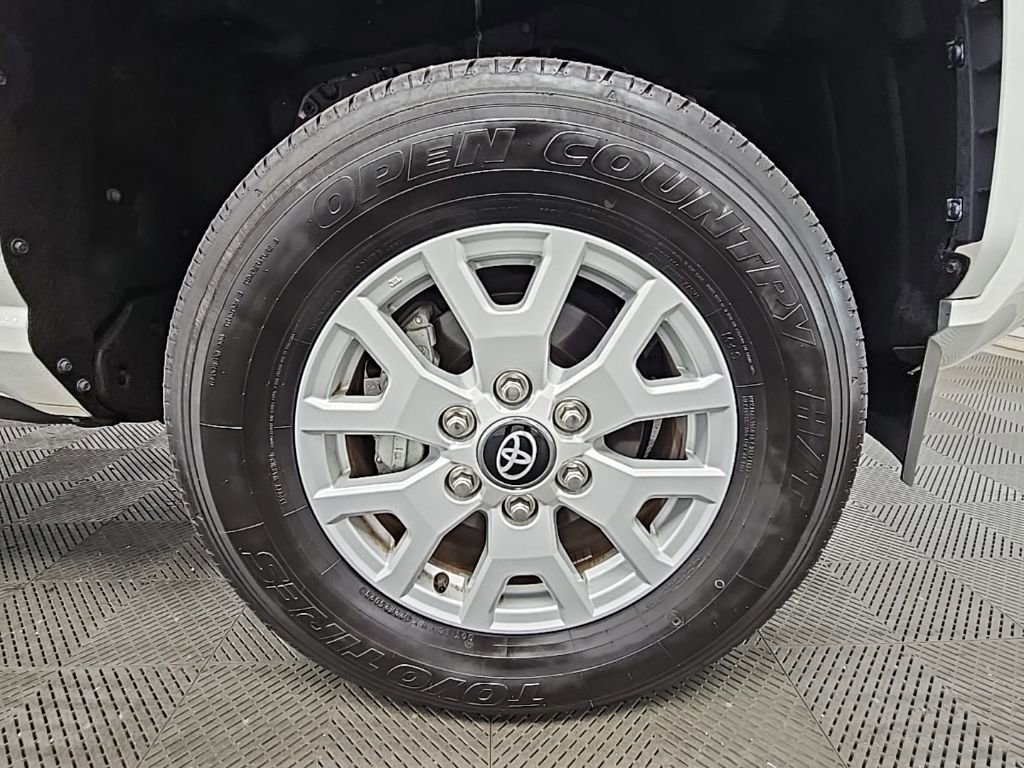 Used 2024 Toyota Tacoma SR image 45