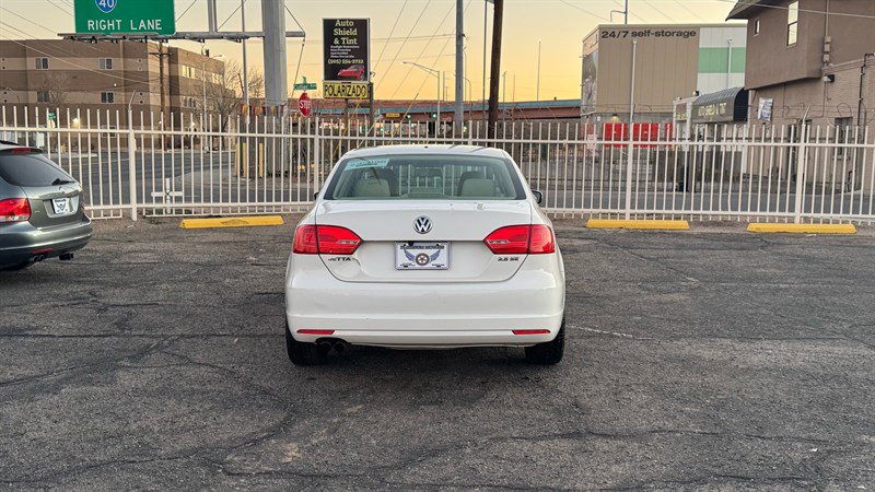 Used 2012 Volkswagen Jetta SE image 8
