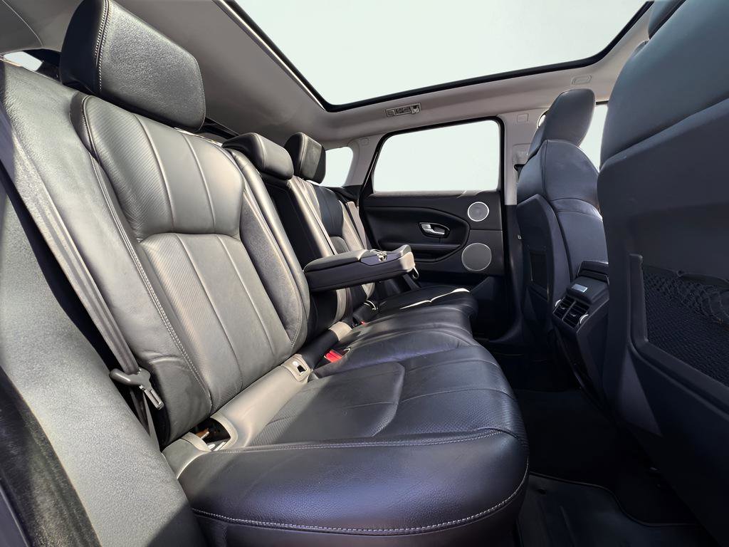 Used 2019 Land Rover Range Rover Evoque SE AWD/4WD image 25