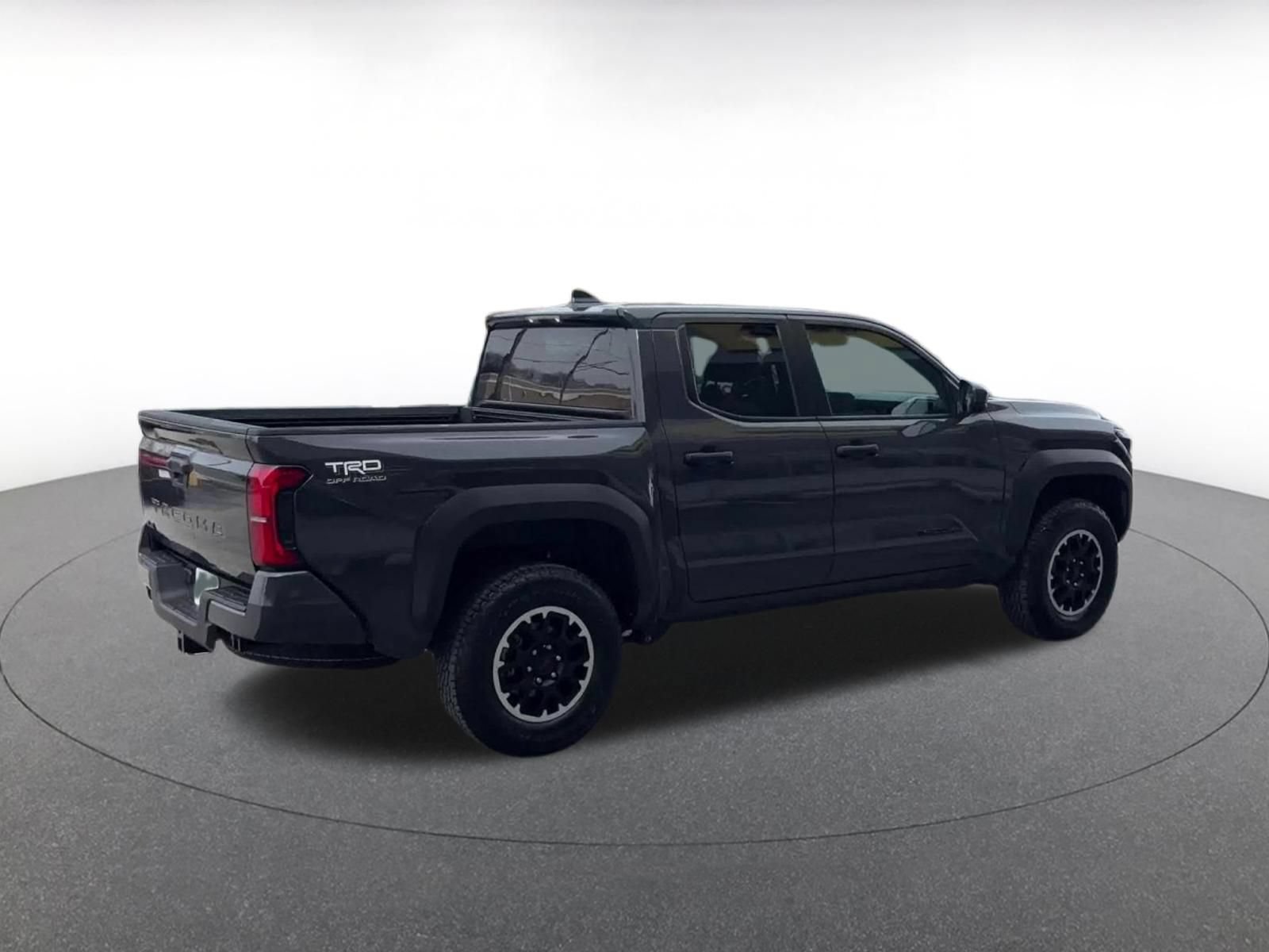 Used 2025 Toyota Tacoma TRD Off-Road AWD/4WD image 15