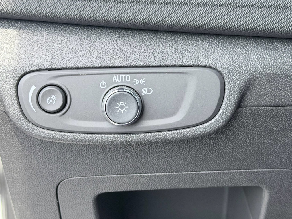 New 2026 Chevrolet TrailBlazer LS w/ LS Convenience Package FWD image 11