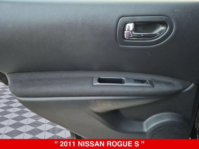 Used 2011 Nissan Rogue S AWD/4WD image 26