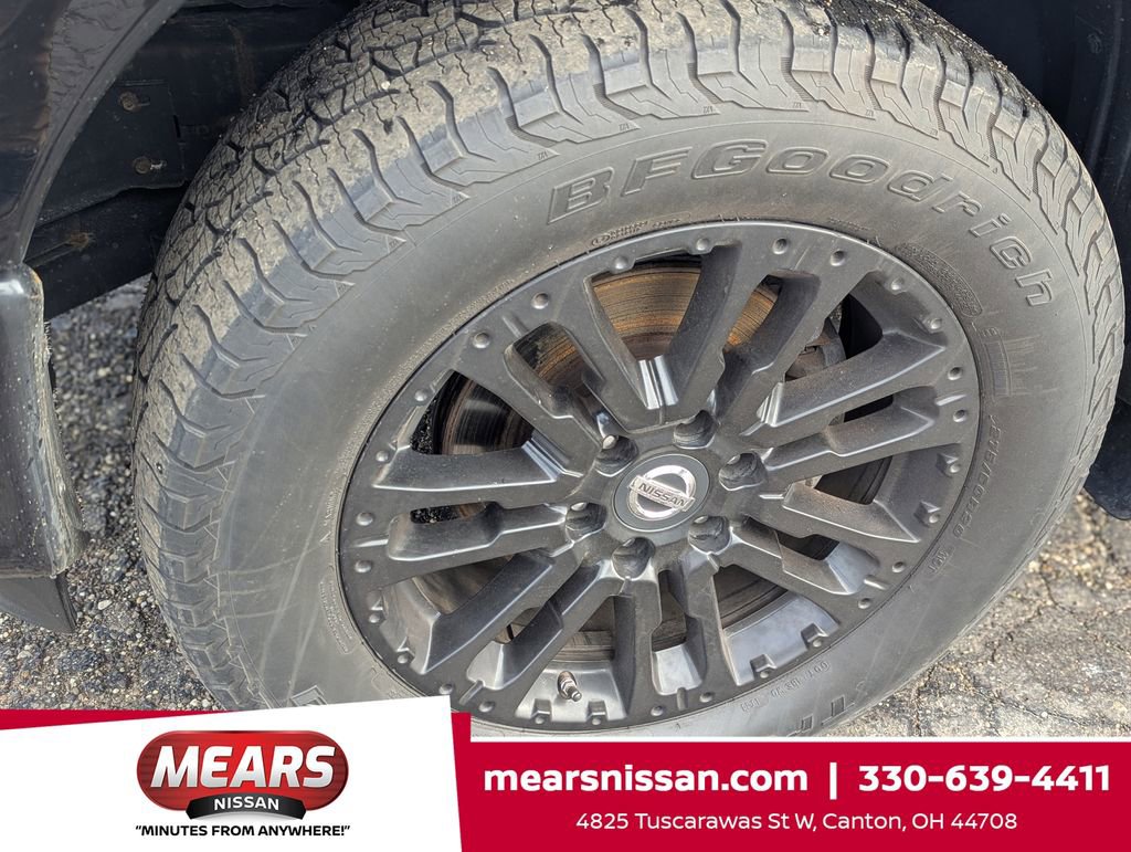 Used 2019 Nissan Titan SL w/ Midnight Edition image 42