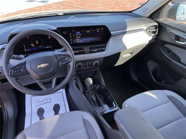 Used 2025 Chevrolet TrailBlazer LS w/ LS Convenience Package image 17