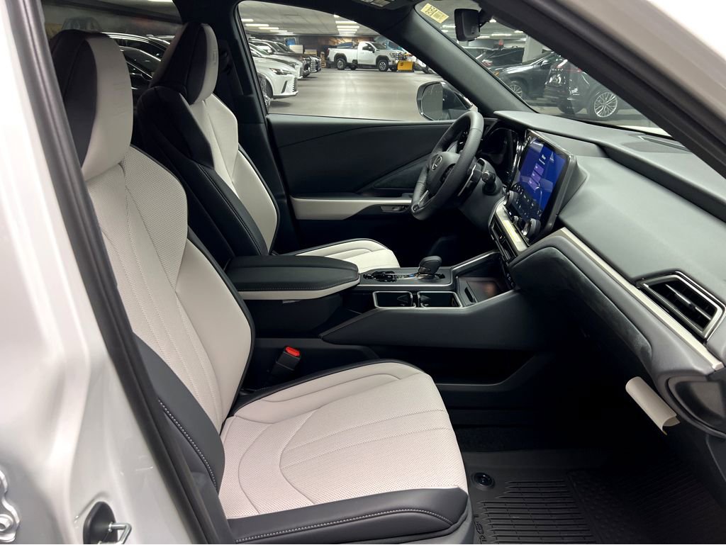 New 2026 Lexus TX 500h AWD w/ Technology Package image 24