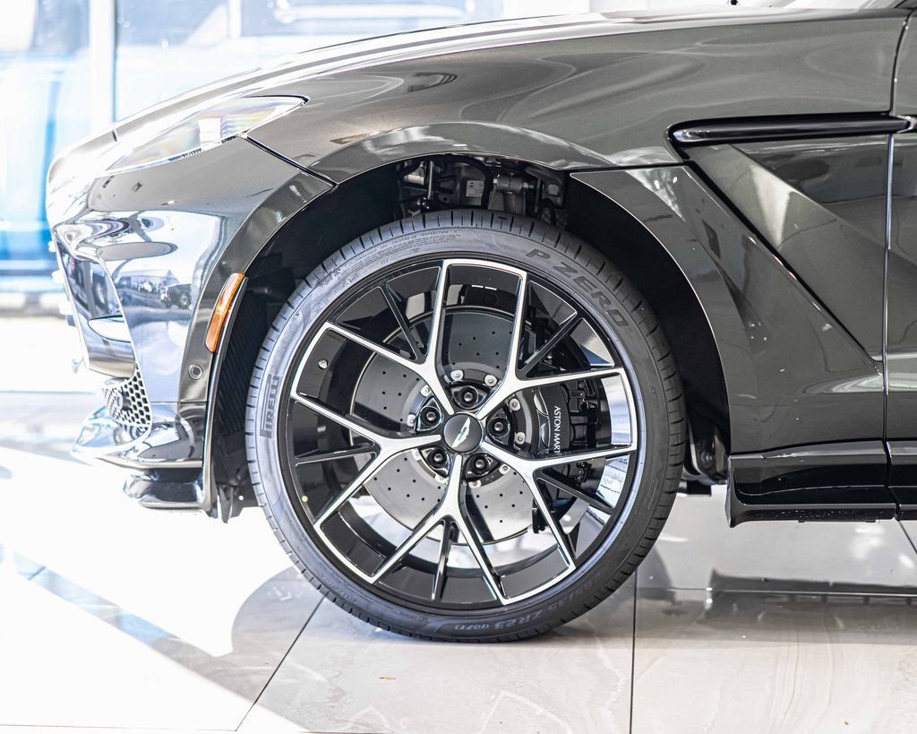 New 2026 Aston Martin DBX 707 AWD/4WD image 8