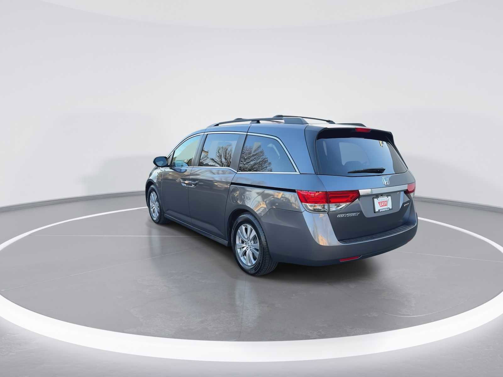 Used 2017 Honda Odyssey SE image 6