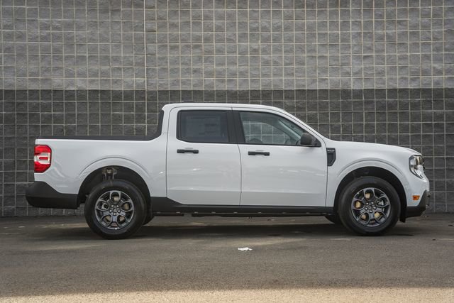 New 2026 Ford Maverick XLT w/ Equipment Group 301A AWD/4WD image 4