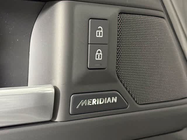 New 2026 Land Rover Defender 110 S AWD/4WD image 22