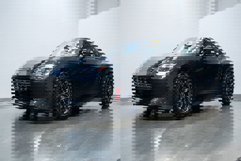 Used 2024 Nissan Z Performance w/ Floor Mat Package RWD image 3