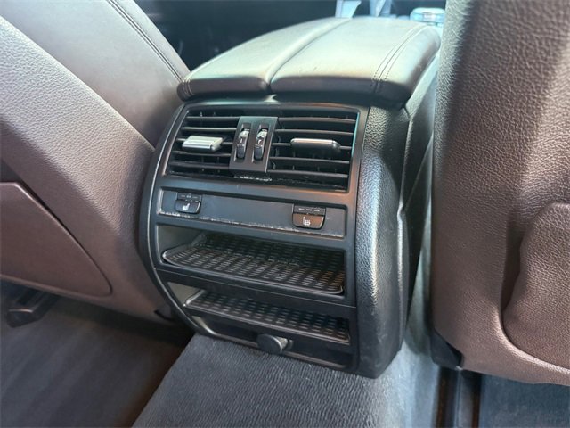 Used 2016 BMW 535d xDrive image 28