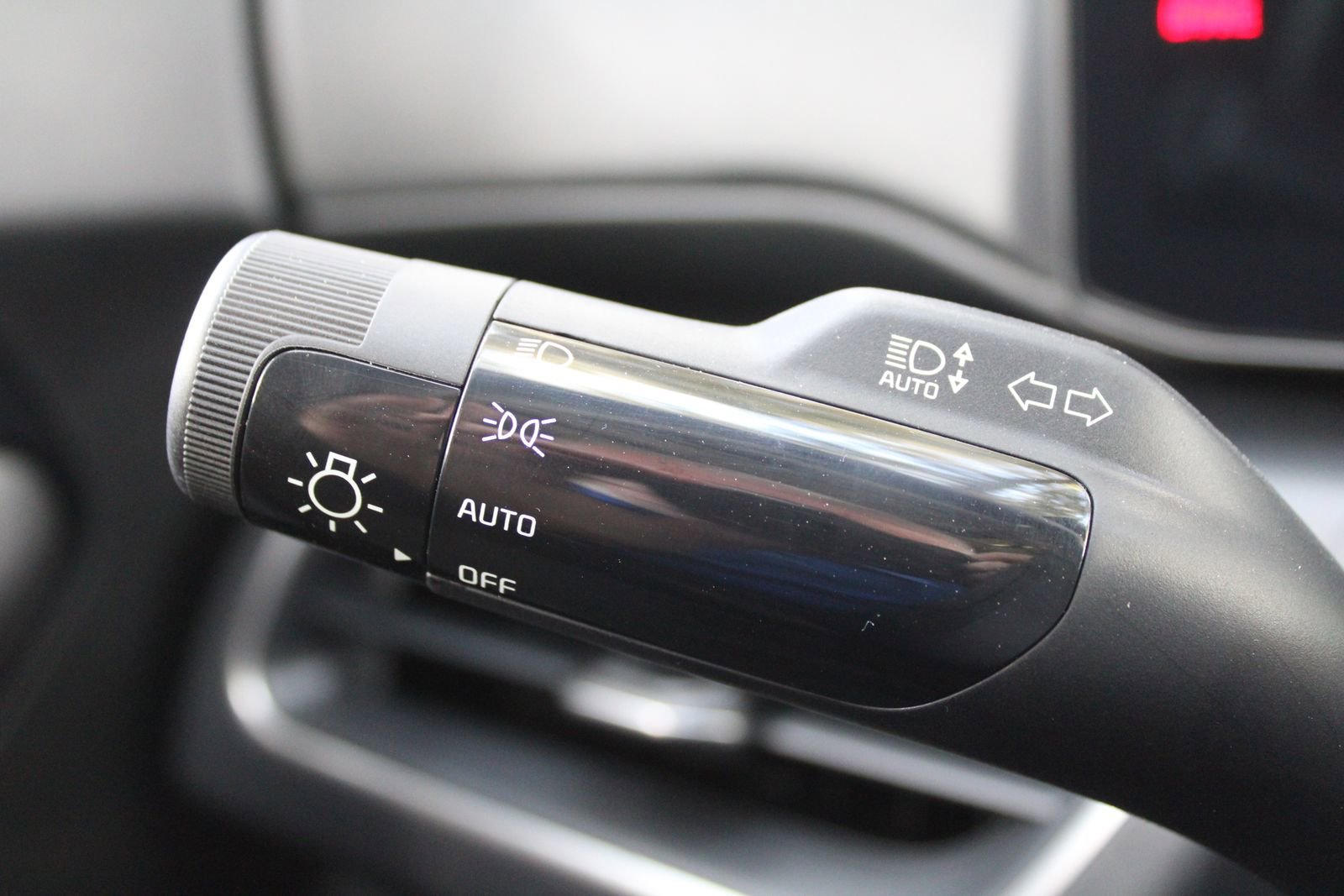 New 2026 Kia K4 LXS image 25