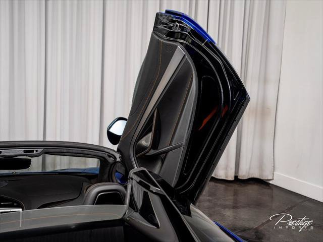 Used 2024 McLaren 750S Spider RWD image 31