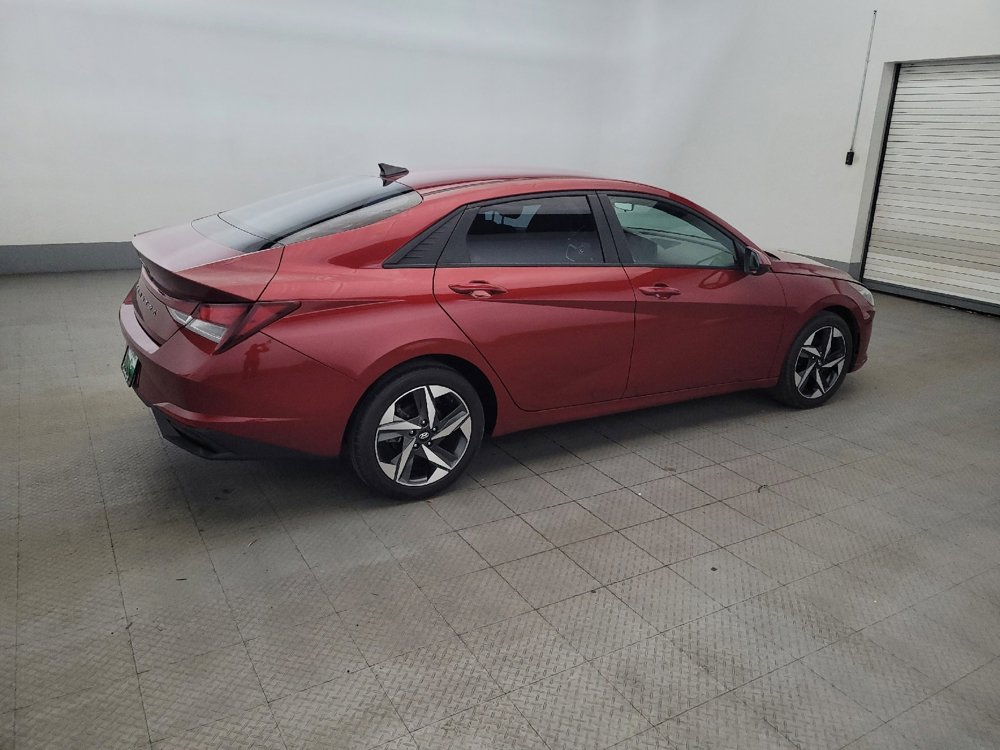 Used 2023 Hyundai Elantra SEL w/ Convenience Package FWD image 10