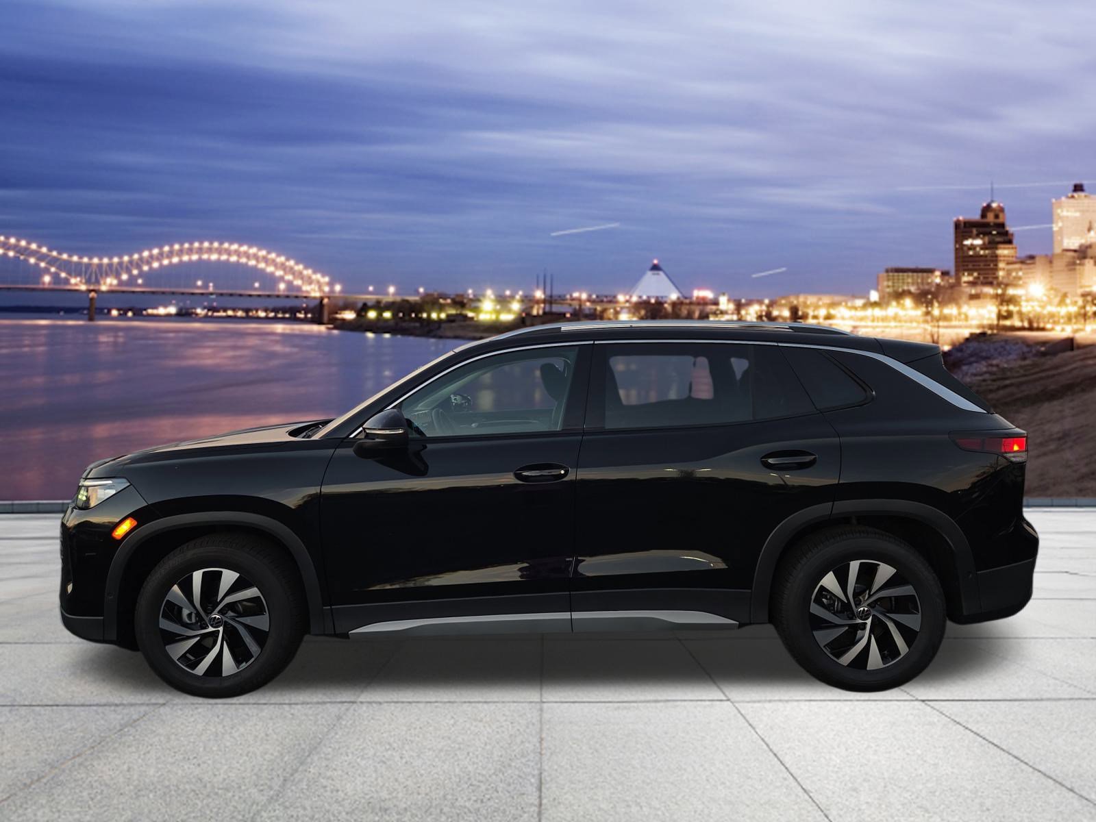 New 2026 Volkswagen Tiguan S image 2