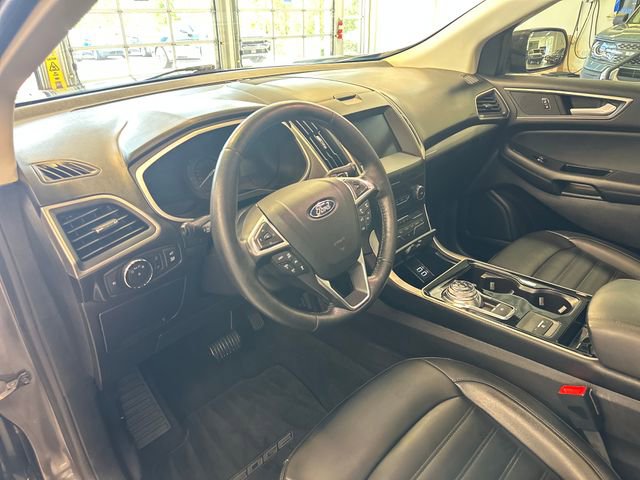 Used 2019 Ford Edge SEL w/ Equipment Group 201A AWD/4WD image 25