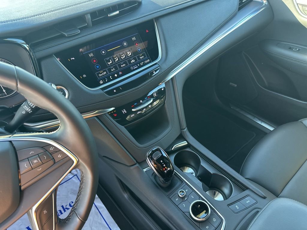 Certified 2025 Cadillac XT5 Luxury image 24