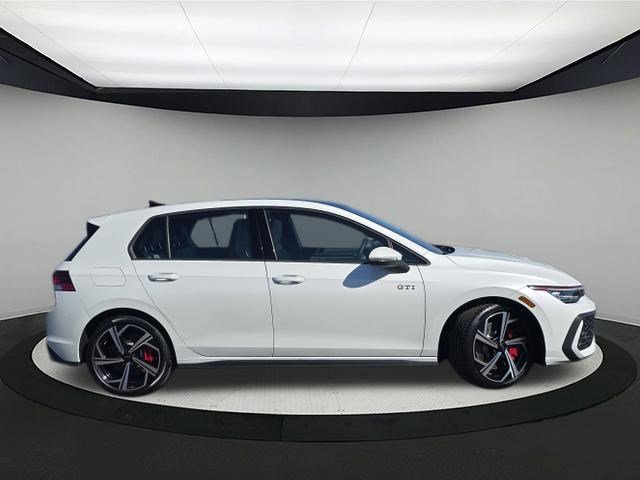 New 2026 Volkswagen GTI SE image 8