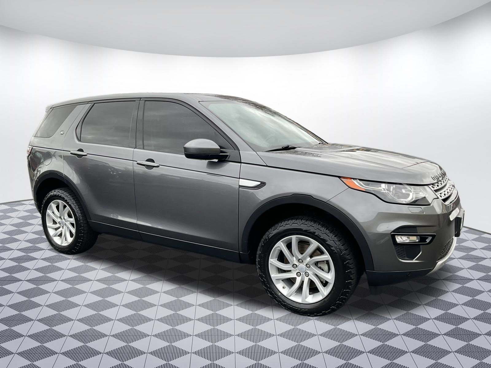 Used 2016 Land Rover Discovery Sport HSE AWD/4WD image 1