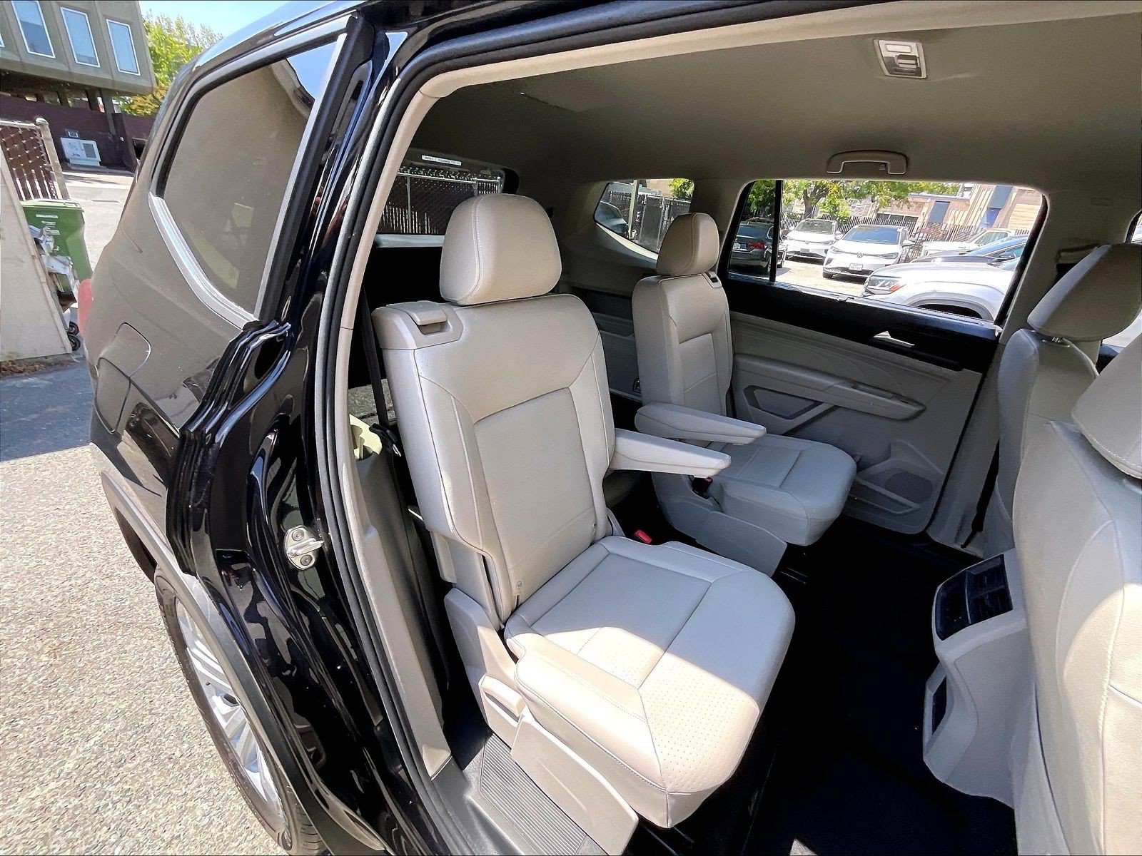Certified 2023 Volkswagen Atlas SE FWD image 26