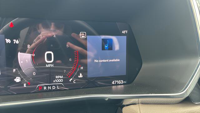 Used 2024 GMC Canyon Denali AWD/4WD image 16