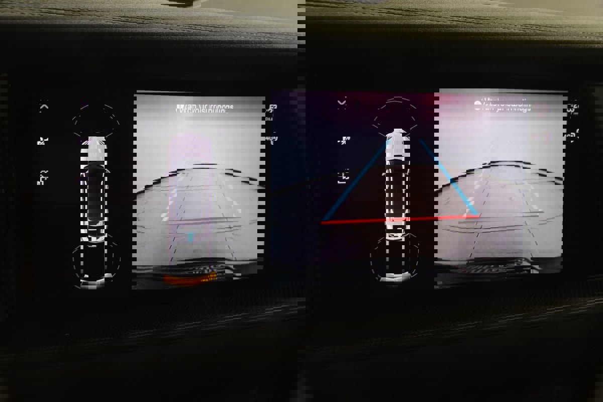 Used 2024 Porsche Cayenne Turbo GT image 11