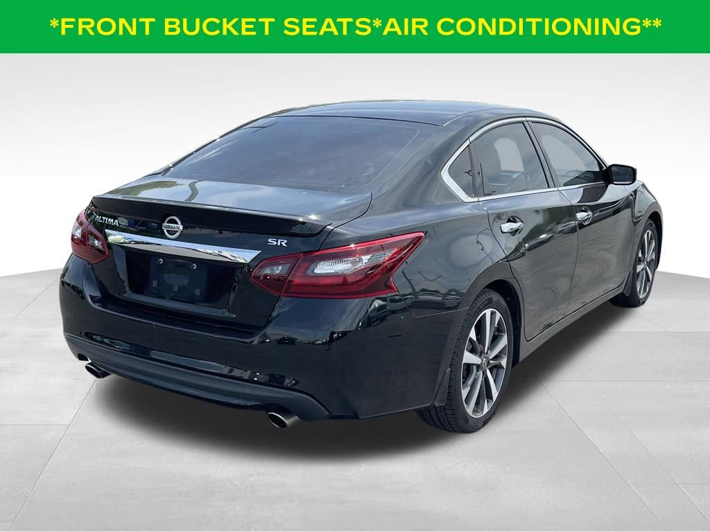 Used 2017 Nissan Altima 2.5 SR FWD image 6