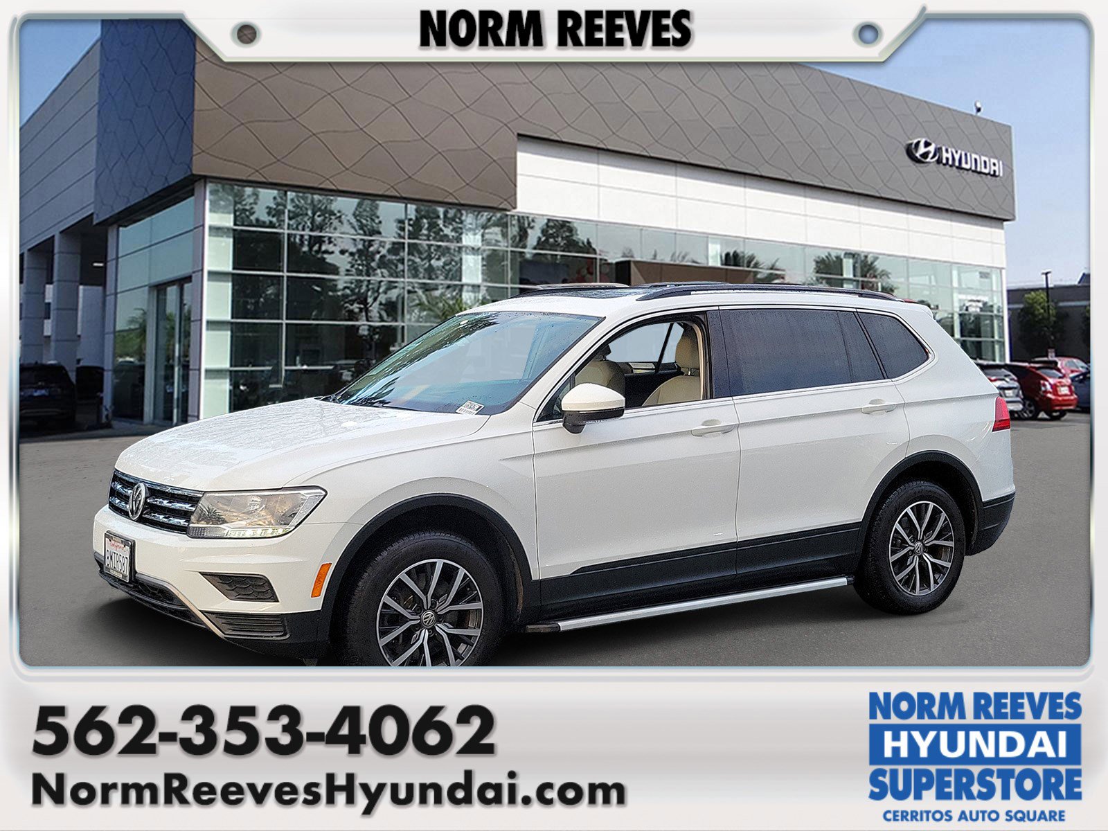 Used 2019 Volkswagen Tiguan SE w/ Panoramic Sunroof Package FWD image 1