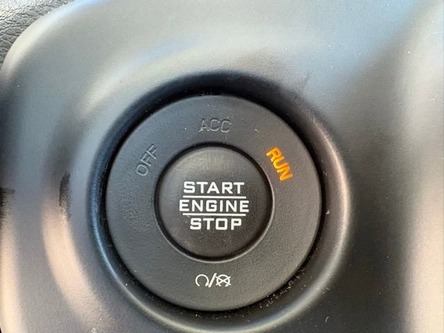 Used 2021 Jeep Wrangler Unlimited Sport image 23