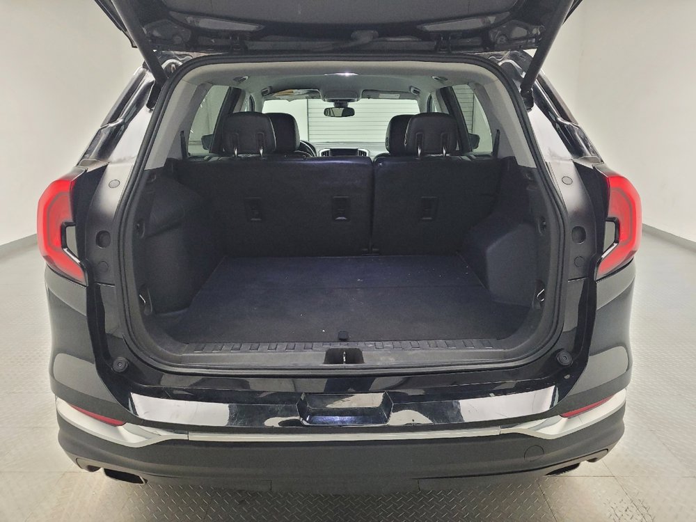 Used 2020 GMC Terrain SLT w/ Preferred Package FWD image 29