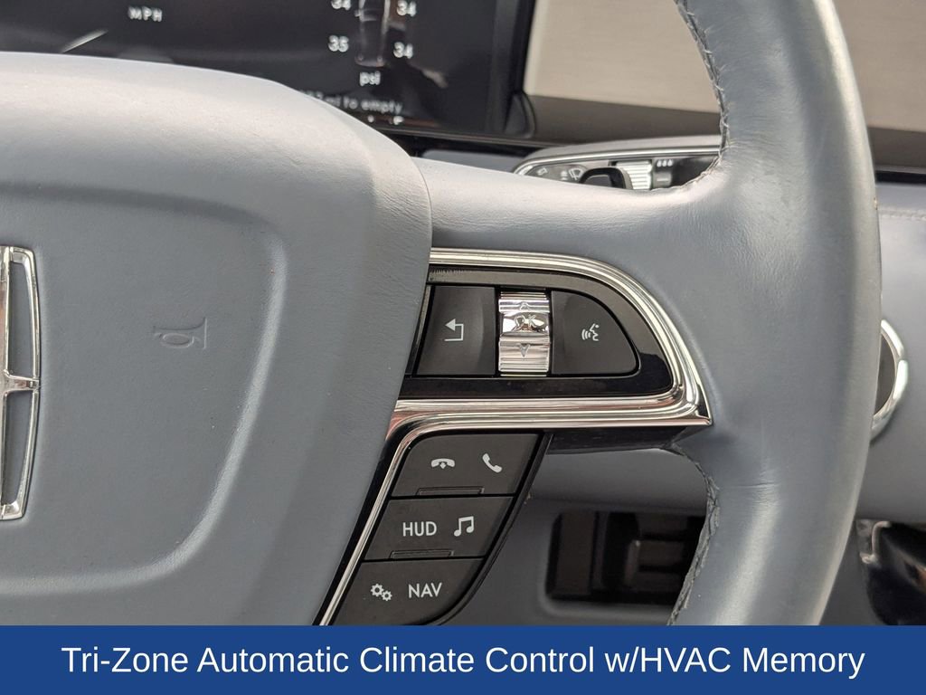 Used 2021 Lincoln Navigator L Black Label w/ Cargo Convenience Package image 25