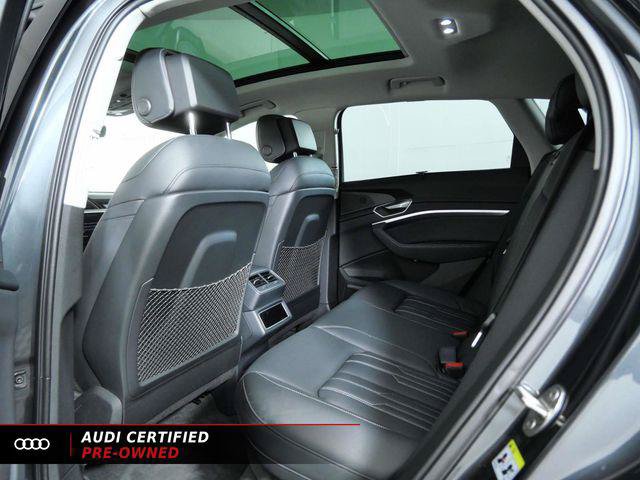 Certified 2024 Audi Q8 e-tron Prestige AWD/4WD image 16