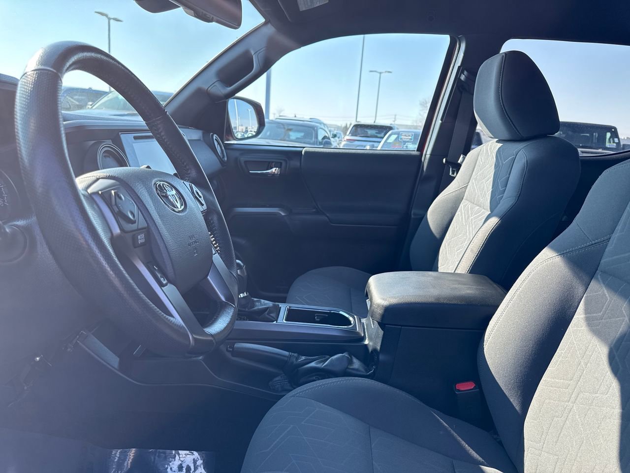 Used 2019 Toyota Tacoma TRD Sport image 12