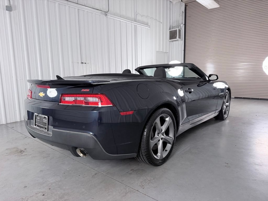 Used 2014 Chevrolet Camaro SS w/ RS Package RWD image 11