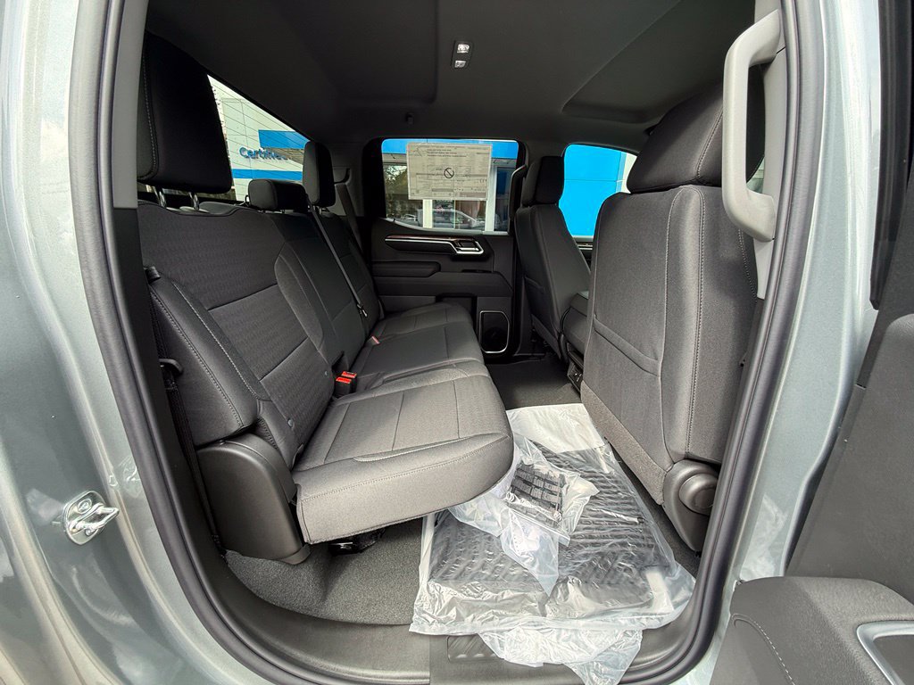 New 2026 Chevrolet Silverado 1500 LT w/ Z71 Off-Road Package AWD/4WD image 32
