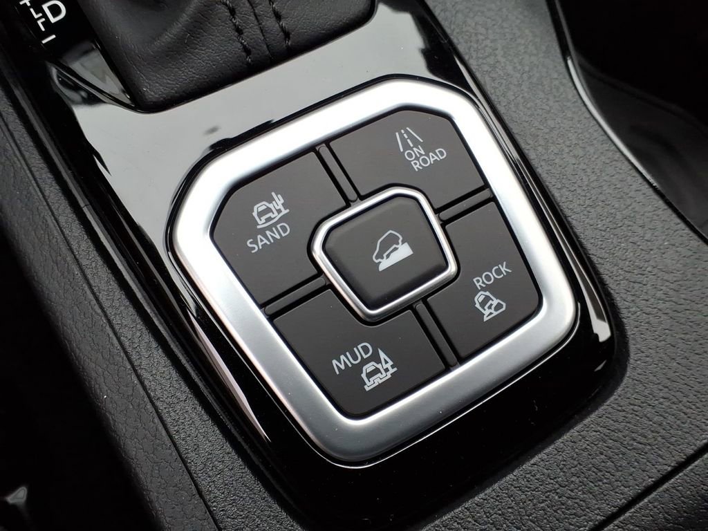 New 2026 Nissan Frontier SV w/ Tow Package image 13