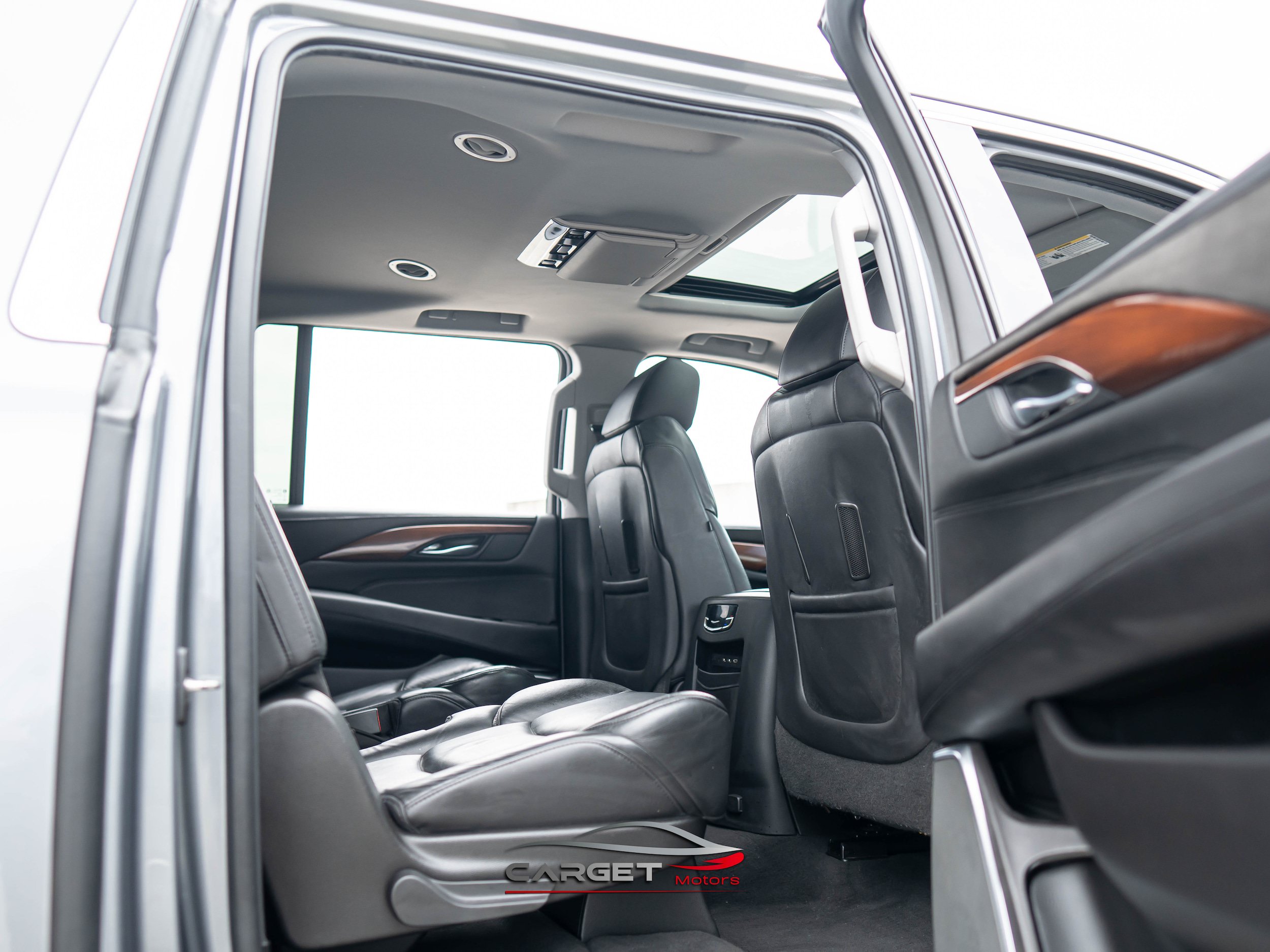 Used 2019 Cadillac Escalade ESV Luxury AWD/4WD image 19