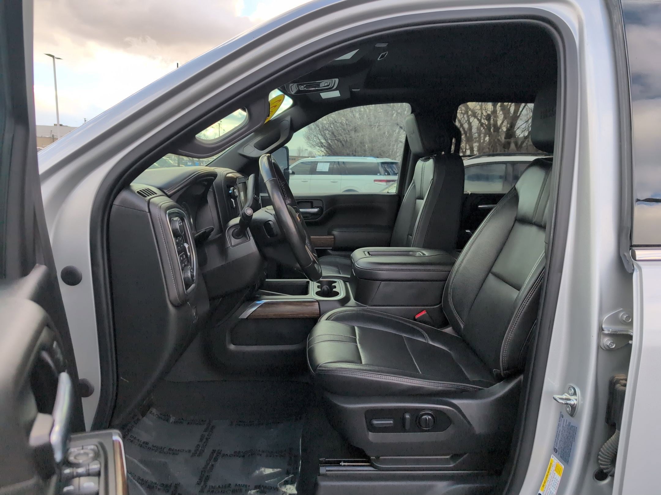 Certified 2022 Chevrolet Silverado 3500 High Country w/ Safety Package II image 24