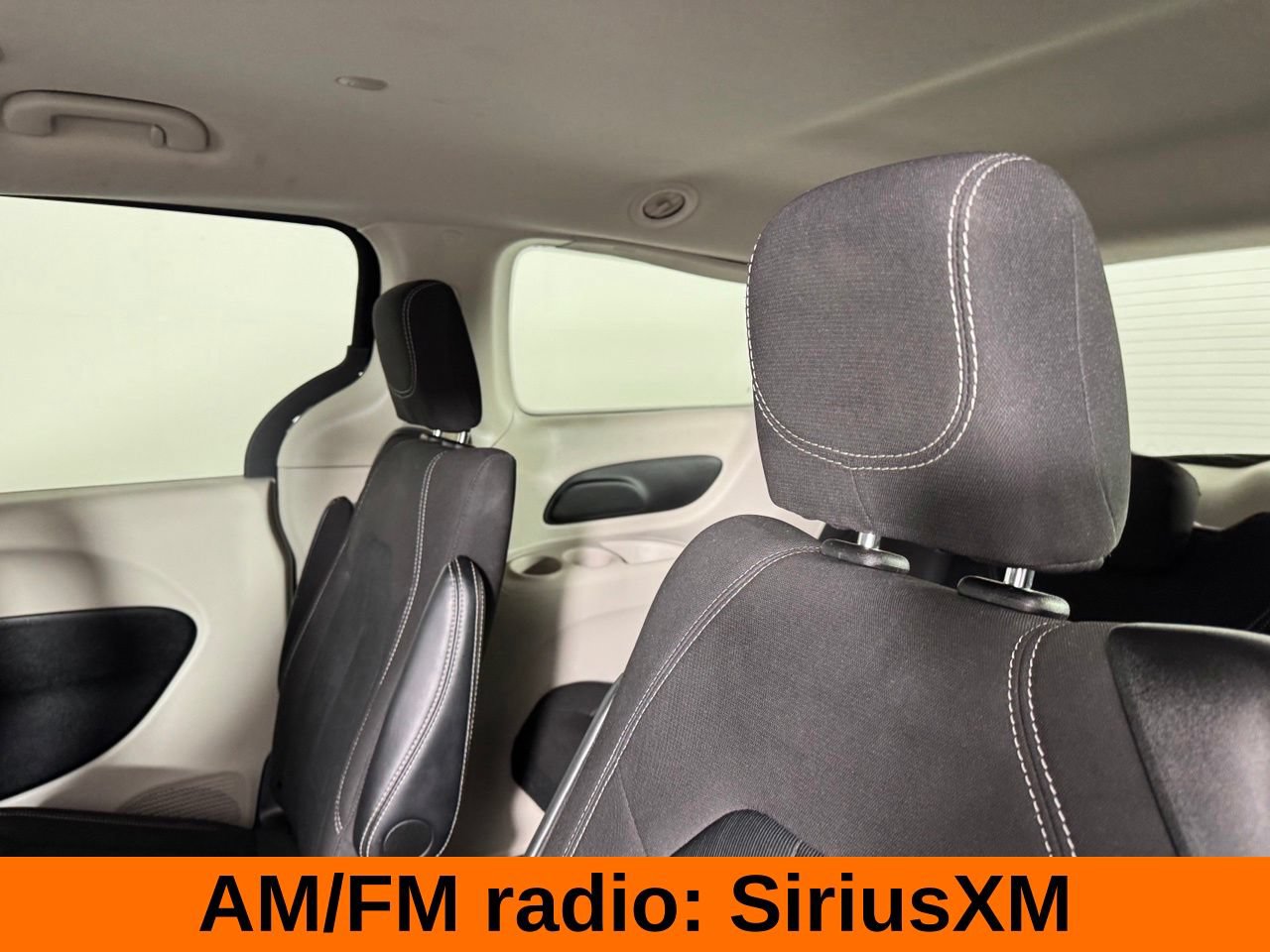 Used 2024 Chrysler Voyager LX FWD image 15