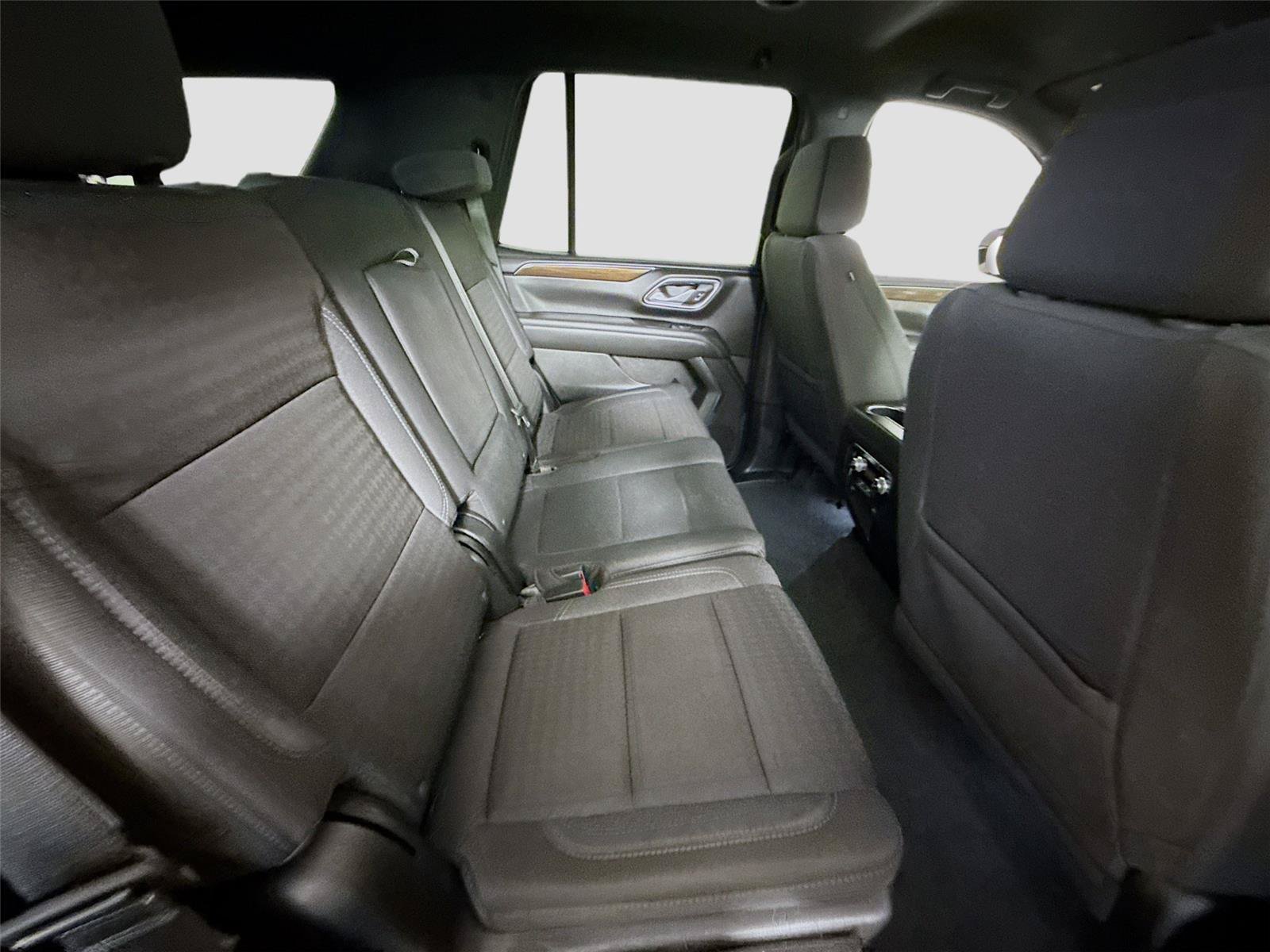 Used 2024 GMC Yukon SLE AWD/4WD image 20